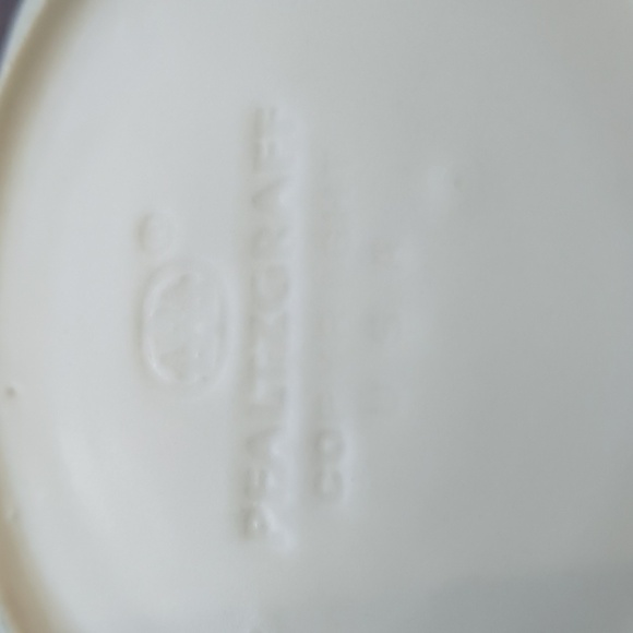 Vintage Pfaltzgraff Tea Rose Cup and Saucer Set of 4 - Picture 5 of 5